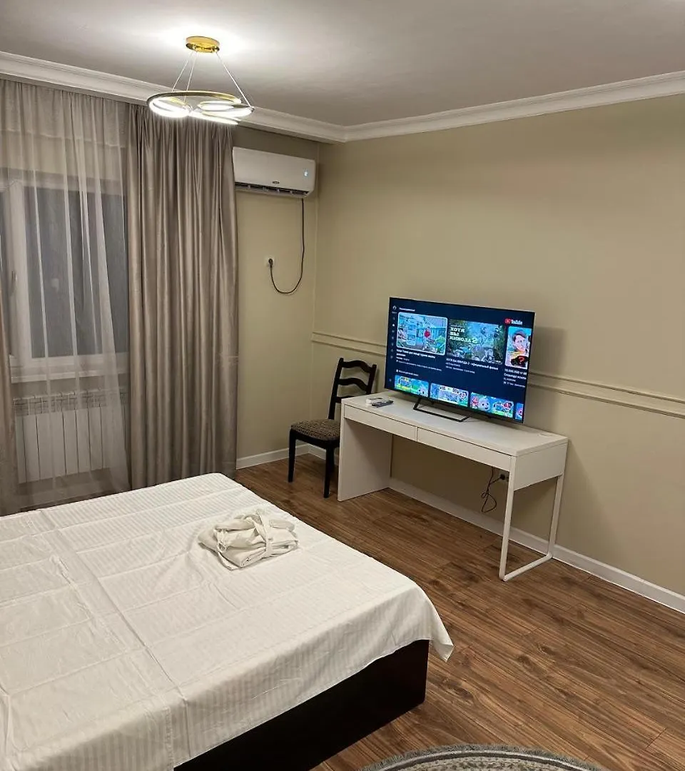 1-Комнатная Квартира В Жк Спутник Almaty Apartment